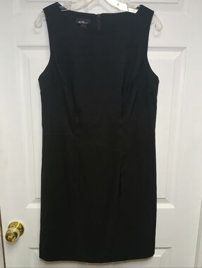 Alyx Black Sleeveless Midi Sheath Dress
